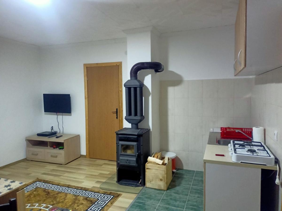 Apartmani Momcilo Жабляк Экстерьер фото