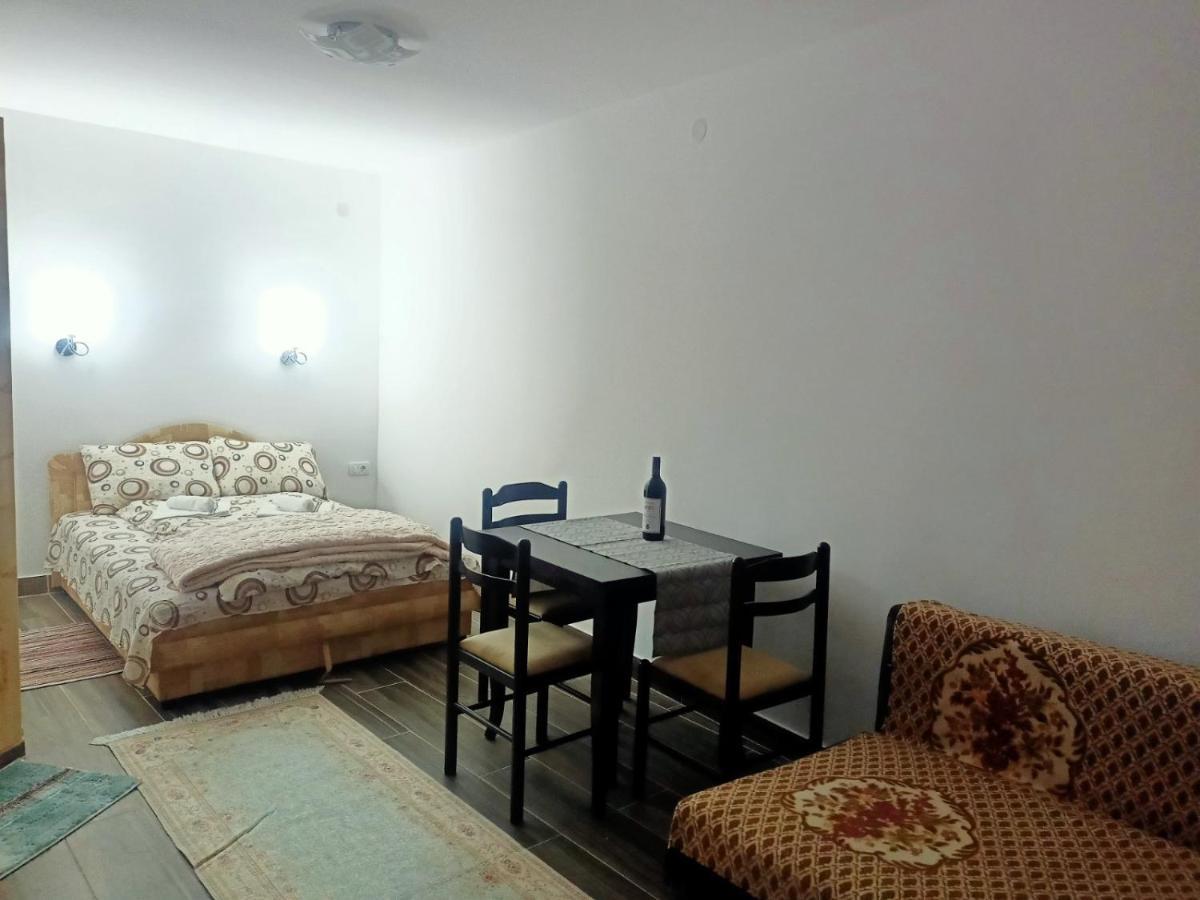 Apartmani Momcilo Жабляк Экстерьер фото